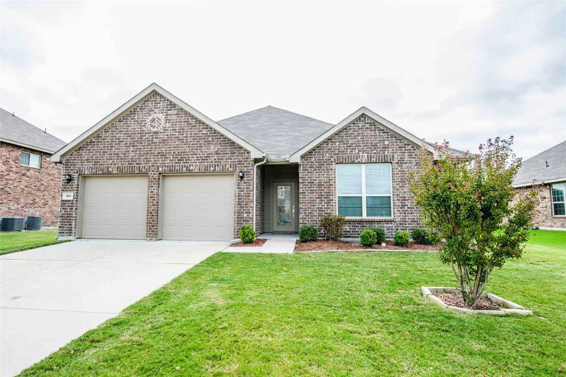 204 Plantation Drive Waxahachie TX 75165