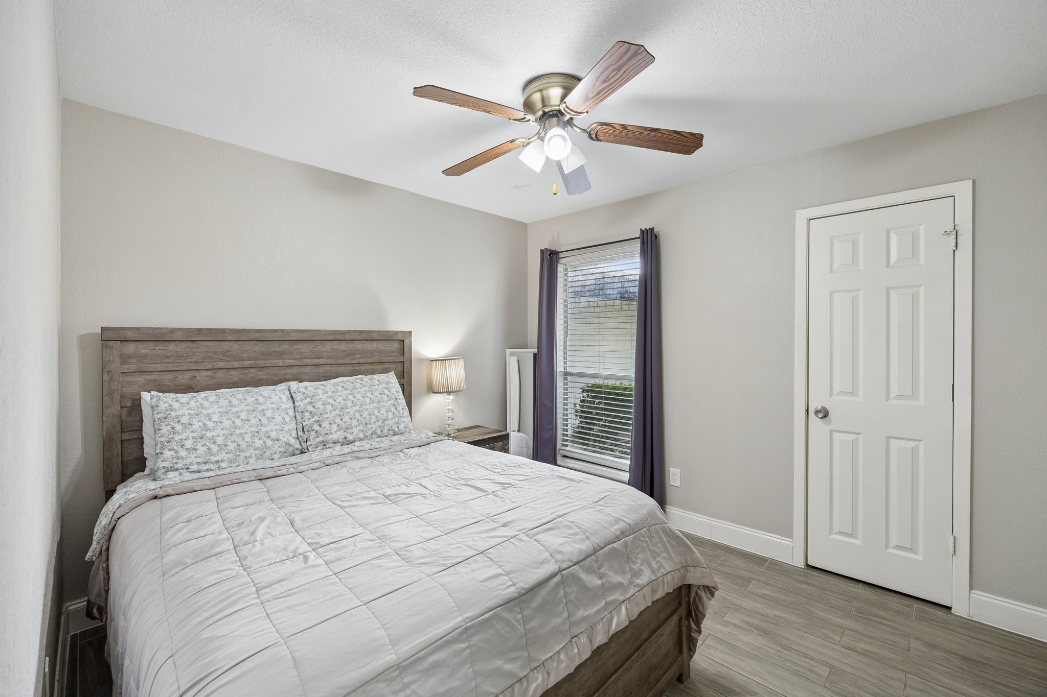 434 Stonehenge Drive Arlington TX 76014