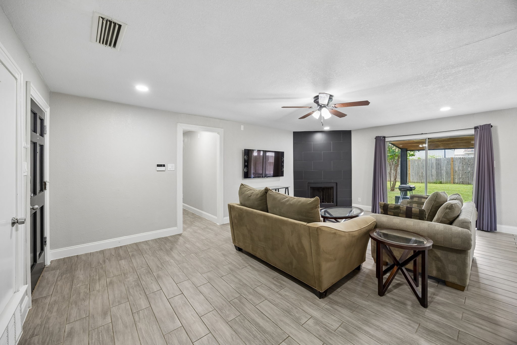 434 Stonehenge Drive Arlington TX 76014