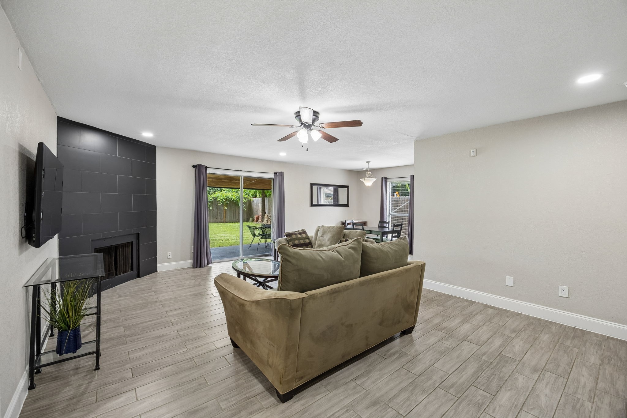 434 Stonehenge Drive Arlington TX 76014