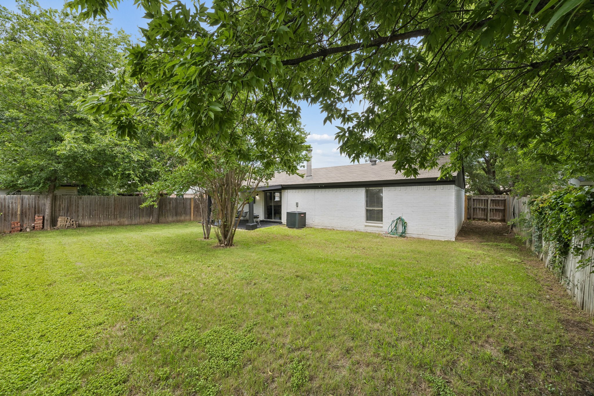 434 Stonehenge Drive Arlington TX 76014