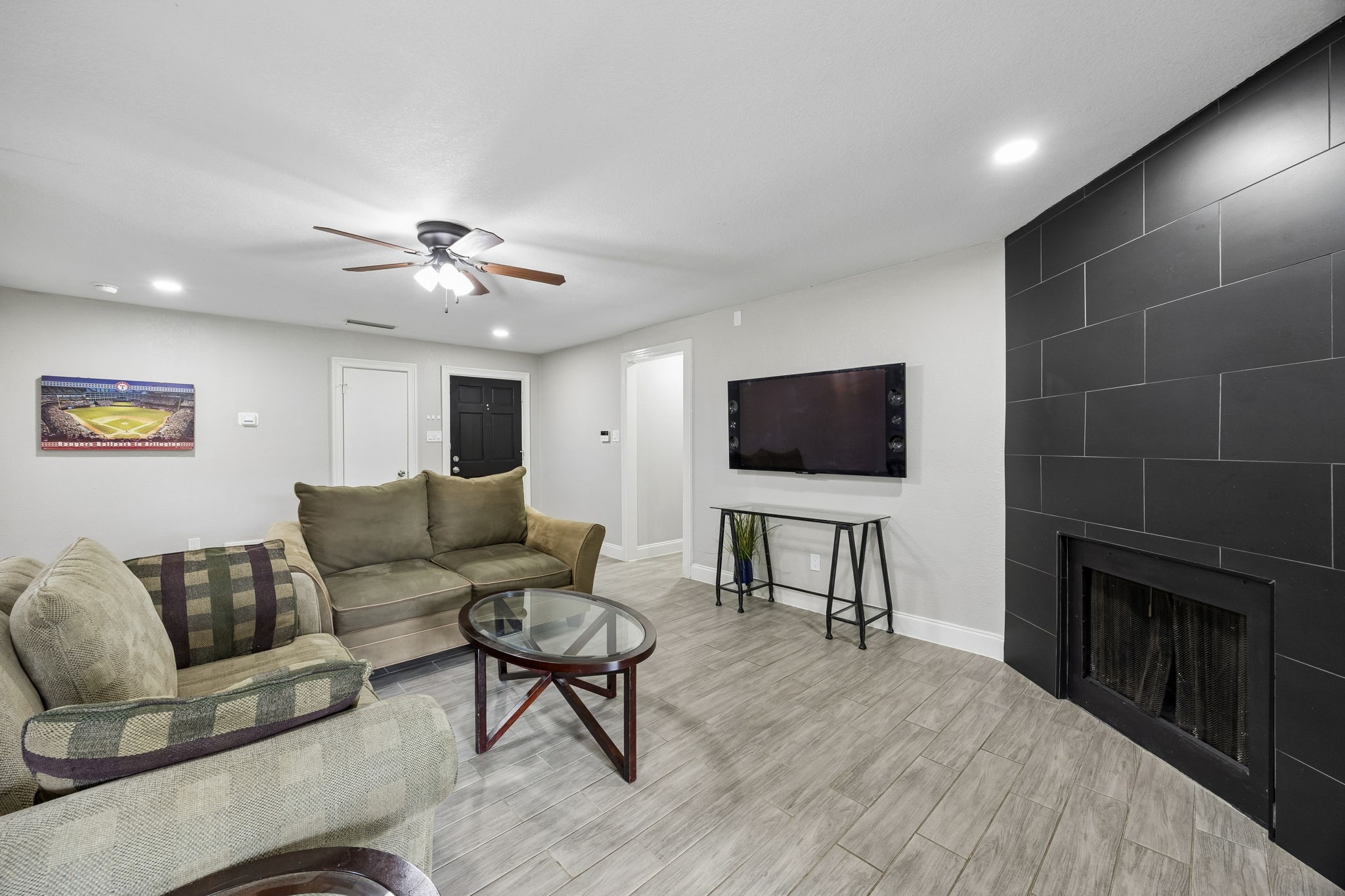 434 Stonehenge Drive Arlington TX 76014