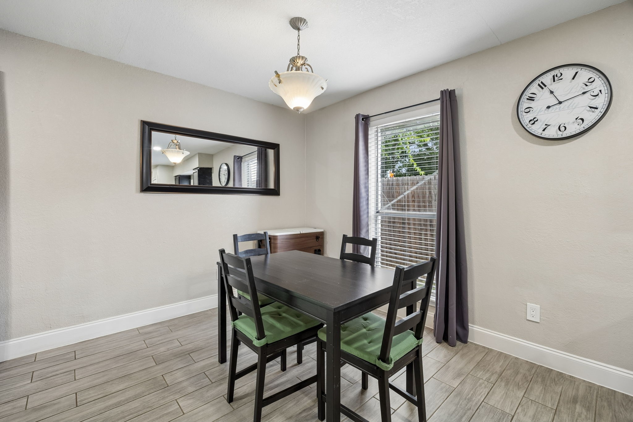 434 Stonehenge Drive Arlington TX 76014