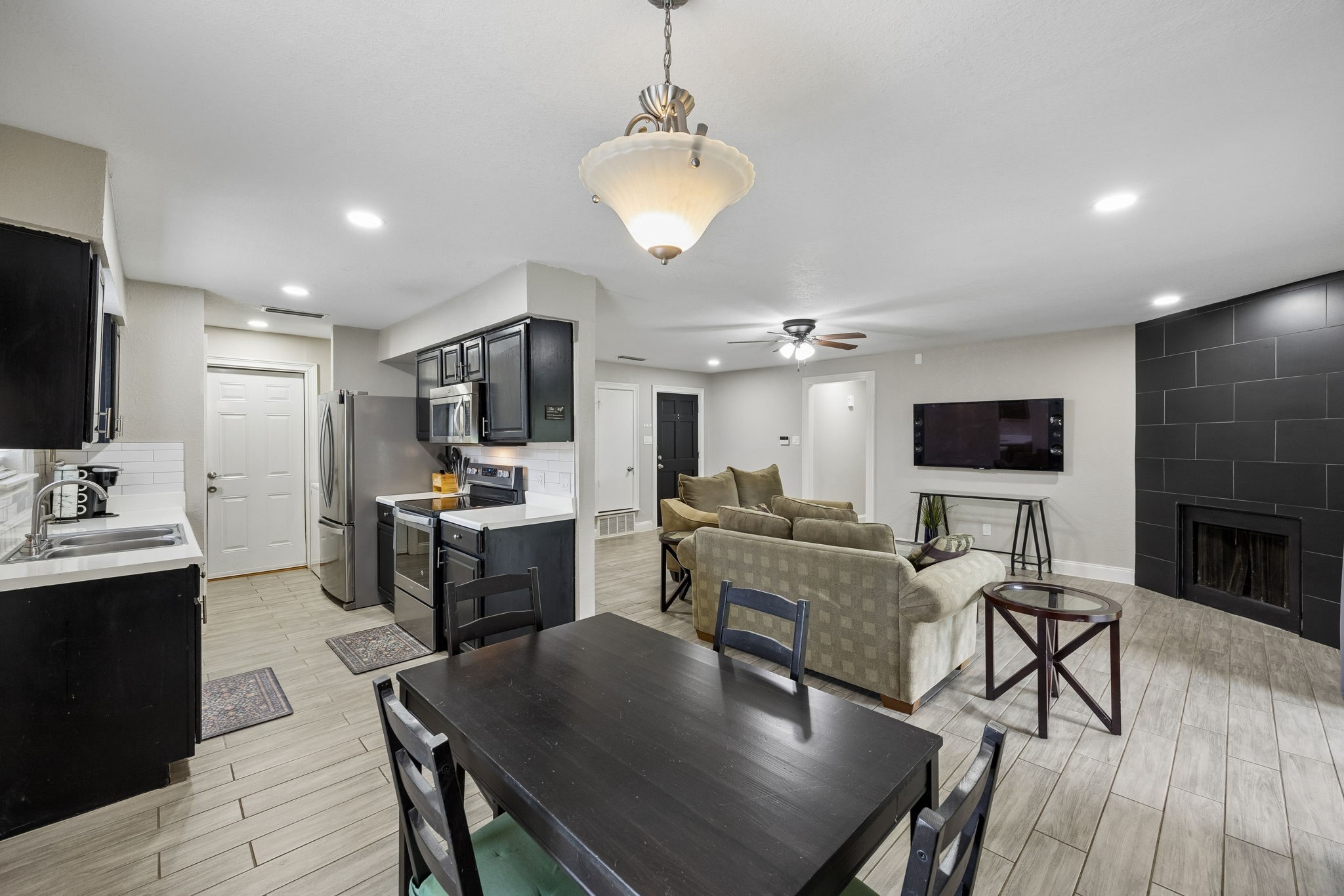 434 Stonehenge Drive Arlington TX 76014