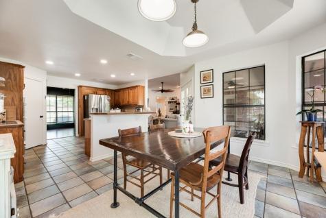 841 S Clinton Lane Midlothian TX 76065