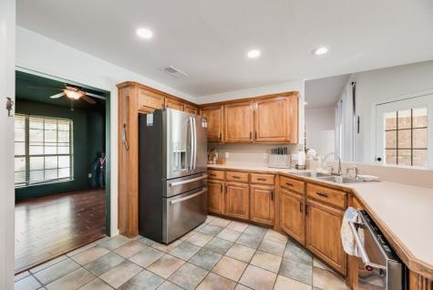 841 S Clinton Lane Midlothian TX 76065