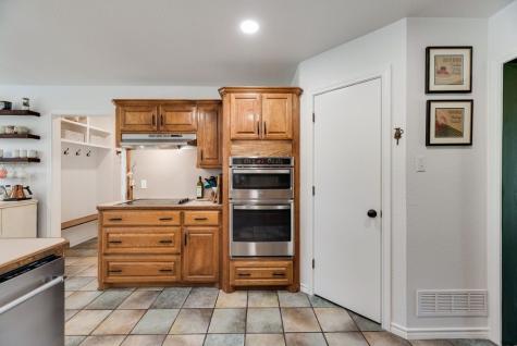 841 S Clinton Lane Midlothian TX 76065