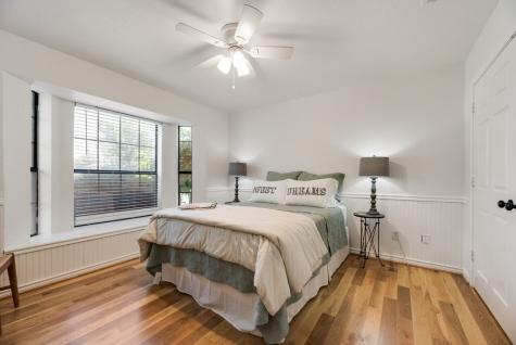 841 S Clinton Lane Midlothian TX 76065