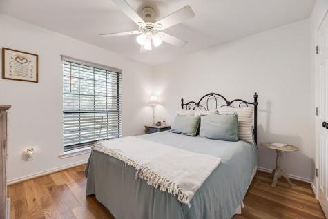 841 S Clinton Lane Midlothian TX 76065