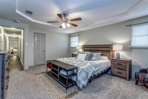 2123 Valleydale Drive Arlington TX 76013
