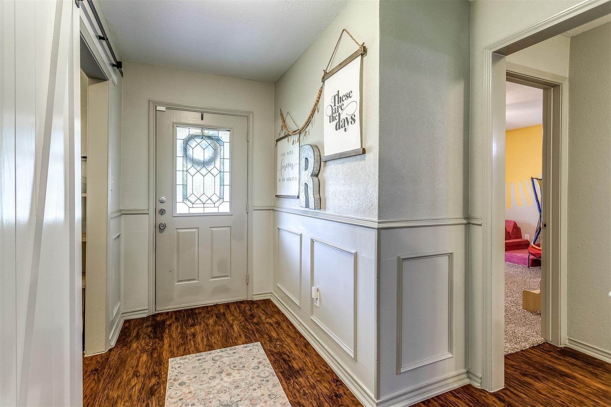 2123 Valleydale Drive Arlington TX 76013