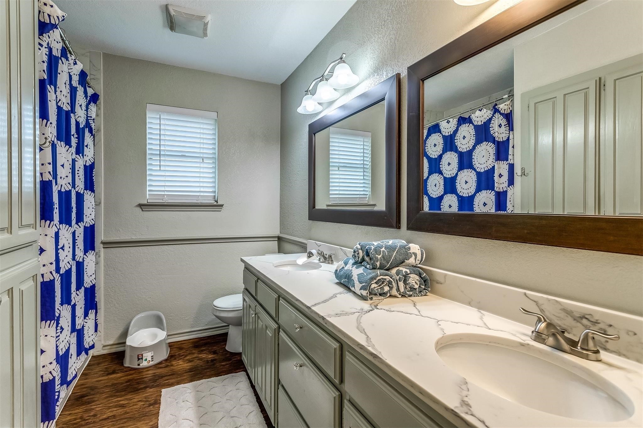 2123 Valleydale Drive Arlington TX 76013