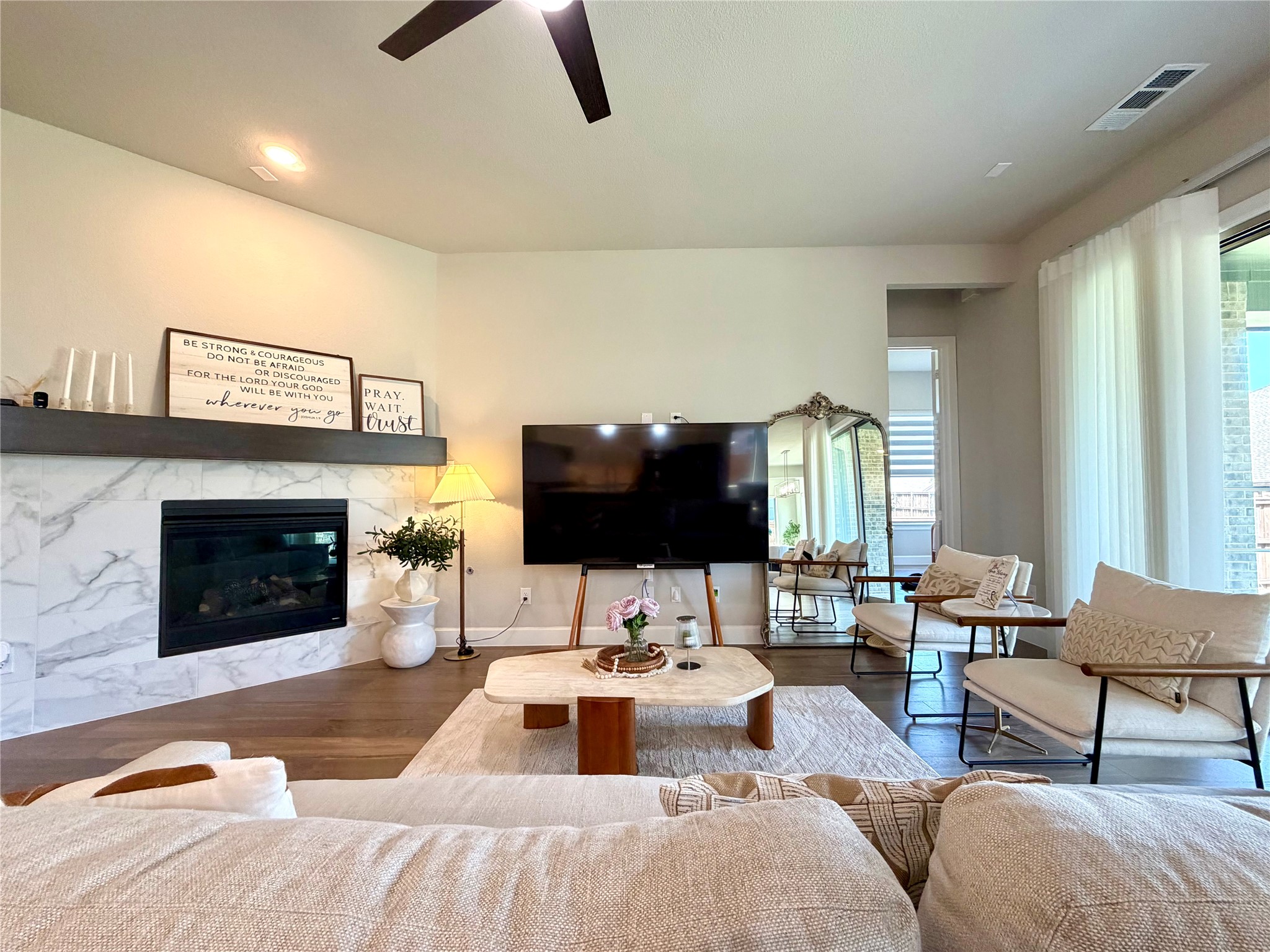 2912 Deerhurst Drive Highland Village TX 75077