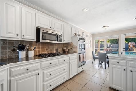 118 Willowcrest Drive Garland TX 75040