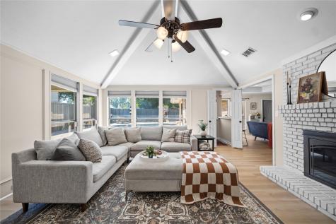 118 Willowcrest Drive Garland TX 75040