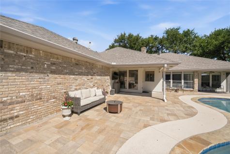 118 Willowcrest Drive Garland TX 75040