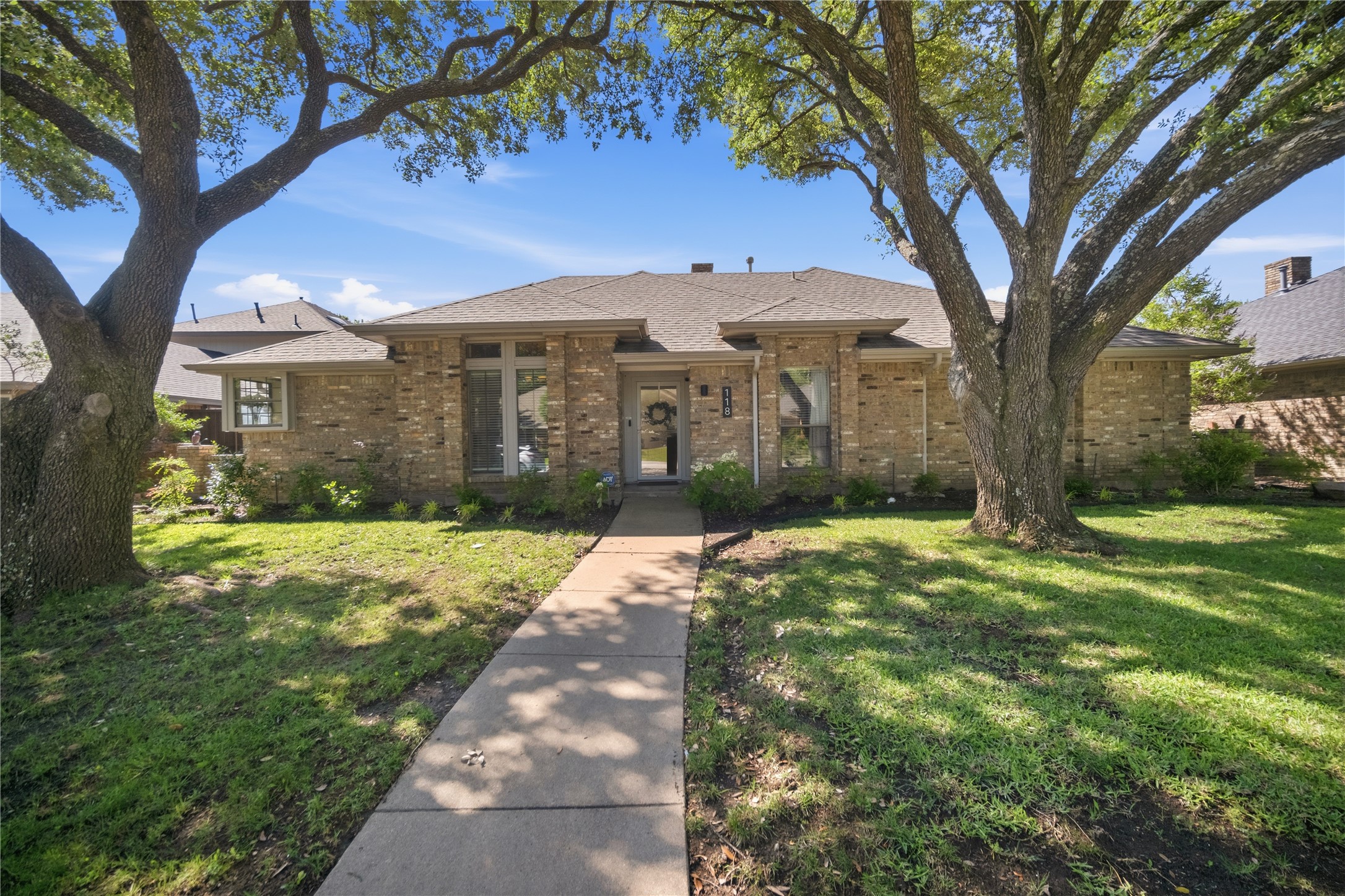 118 Willowcrest Drive Garland TX 75040
