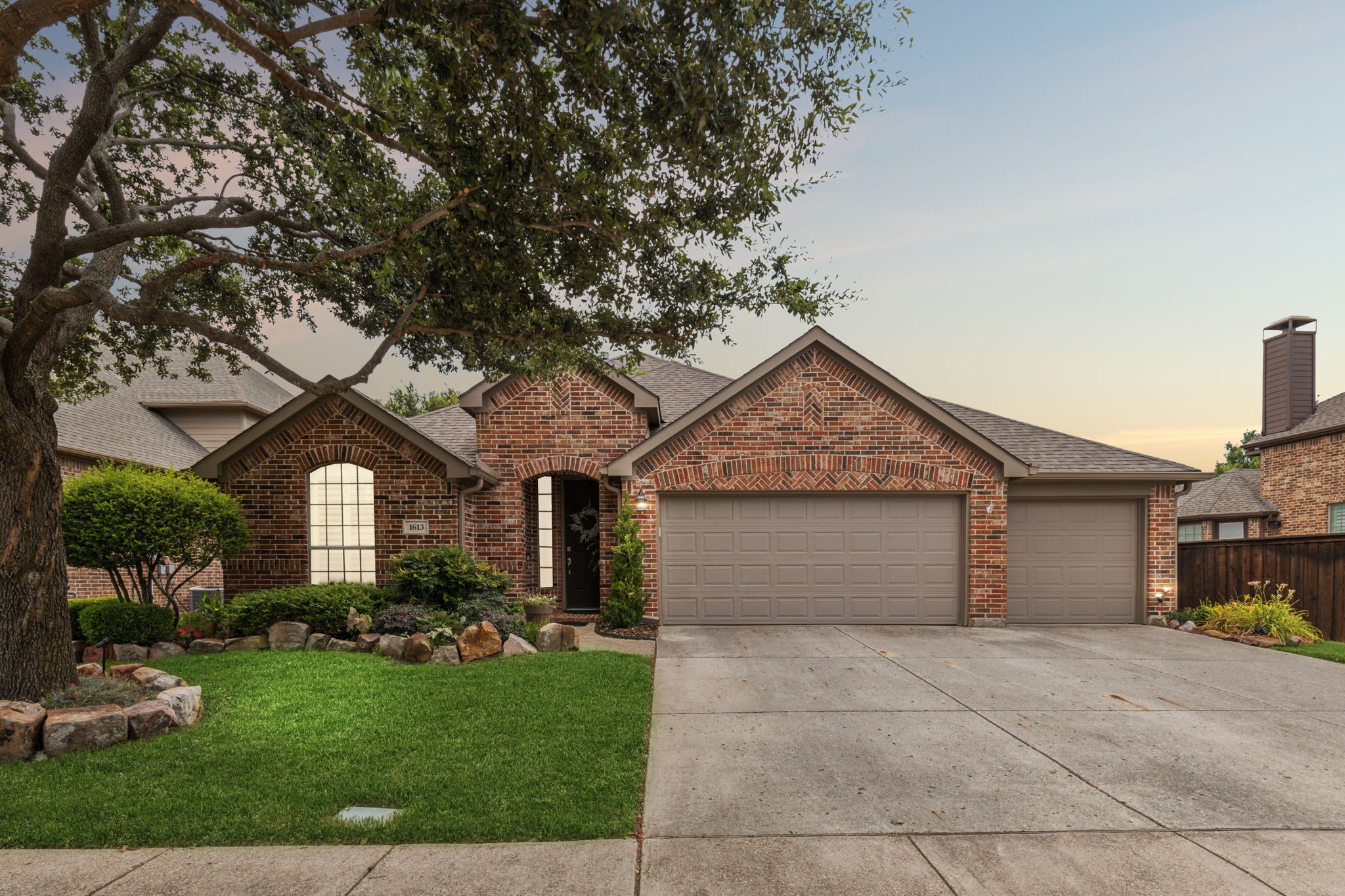 1613 Country Walk Drive Mckinney TX 75071