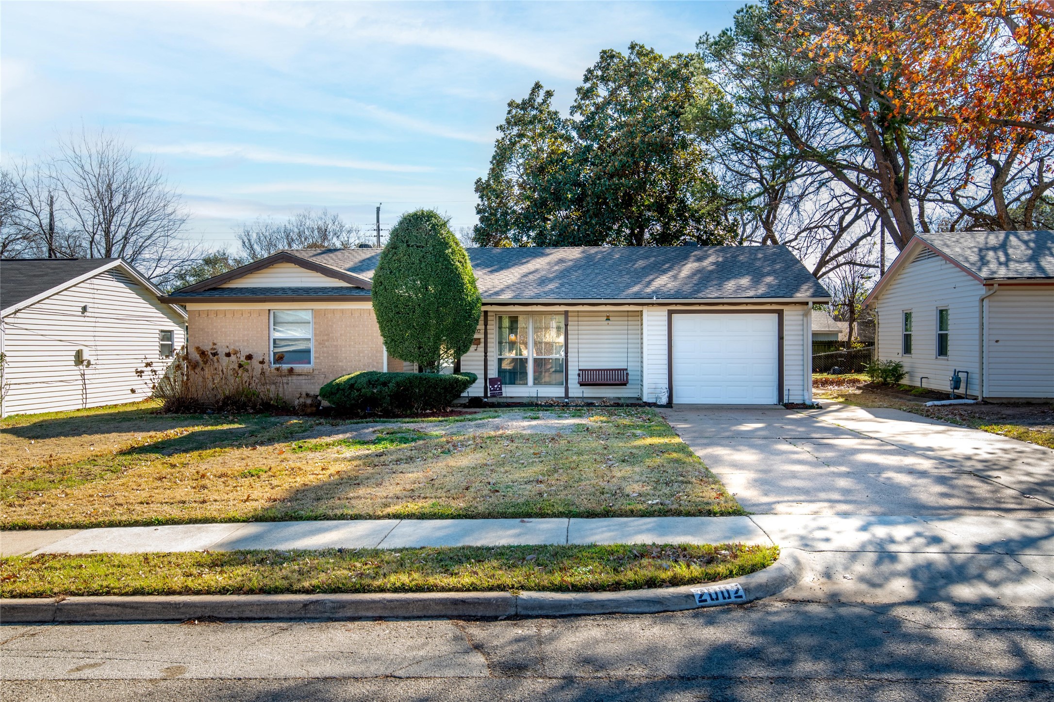 2002 Finley Road Irving TX 75062