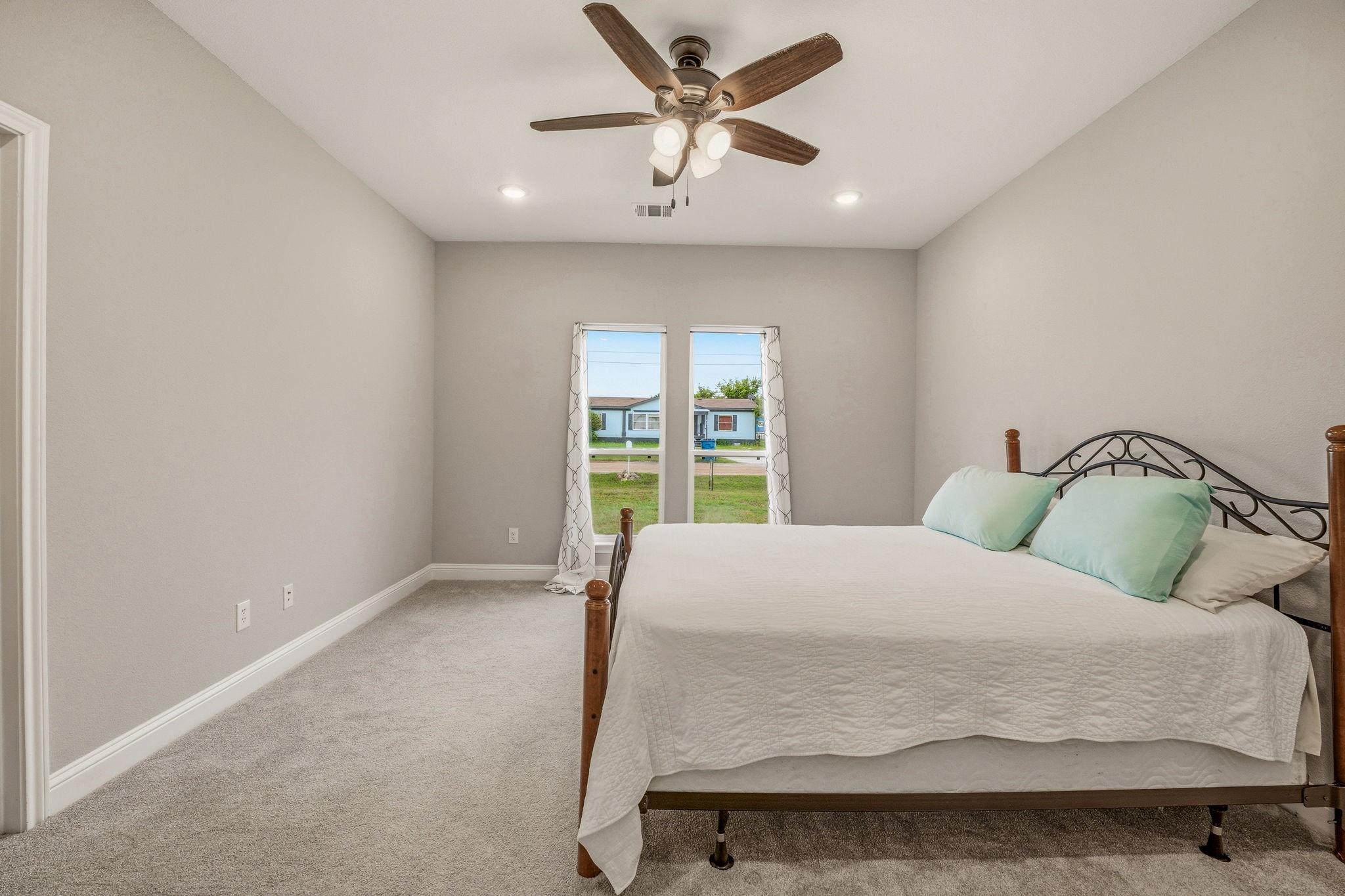 6106 Moose Drive Granbury TX 76048