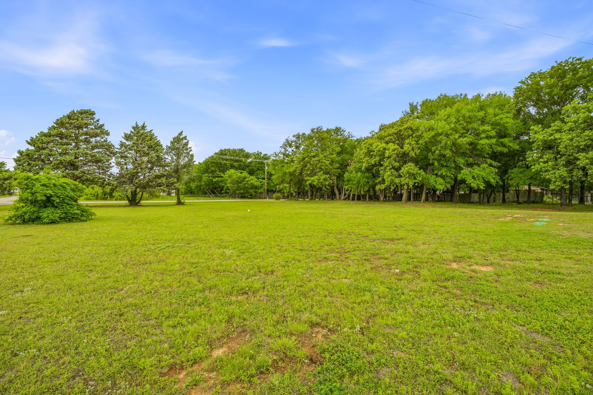 6106 Moose Drive Granbury TX 76048