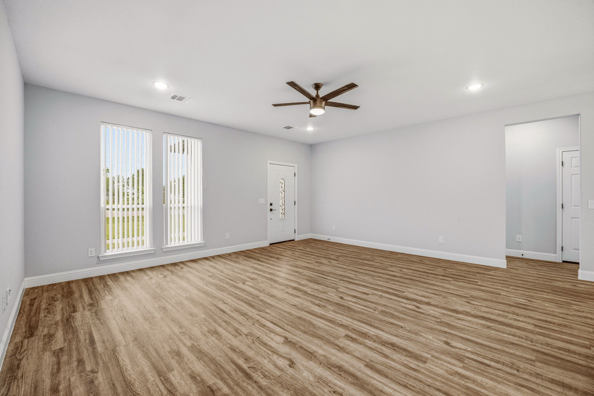 6106 Moose Drive Granbury TX 76048
