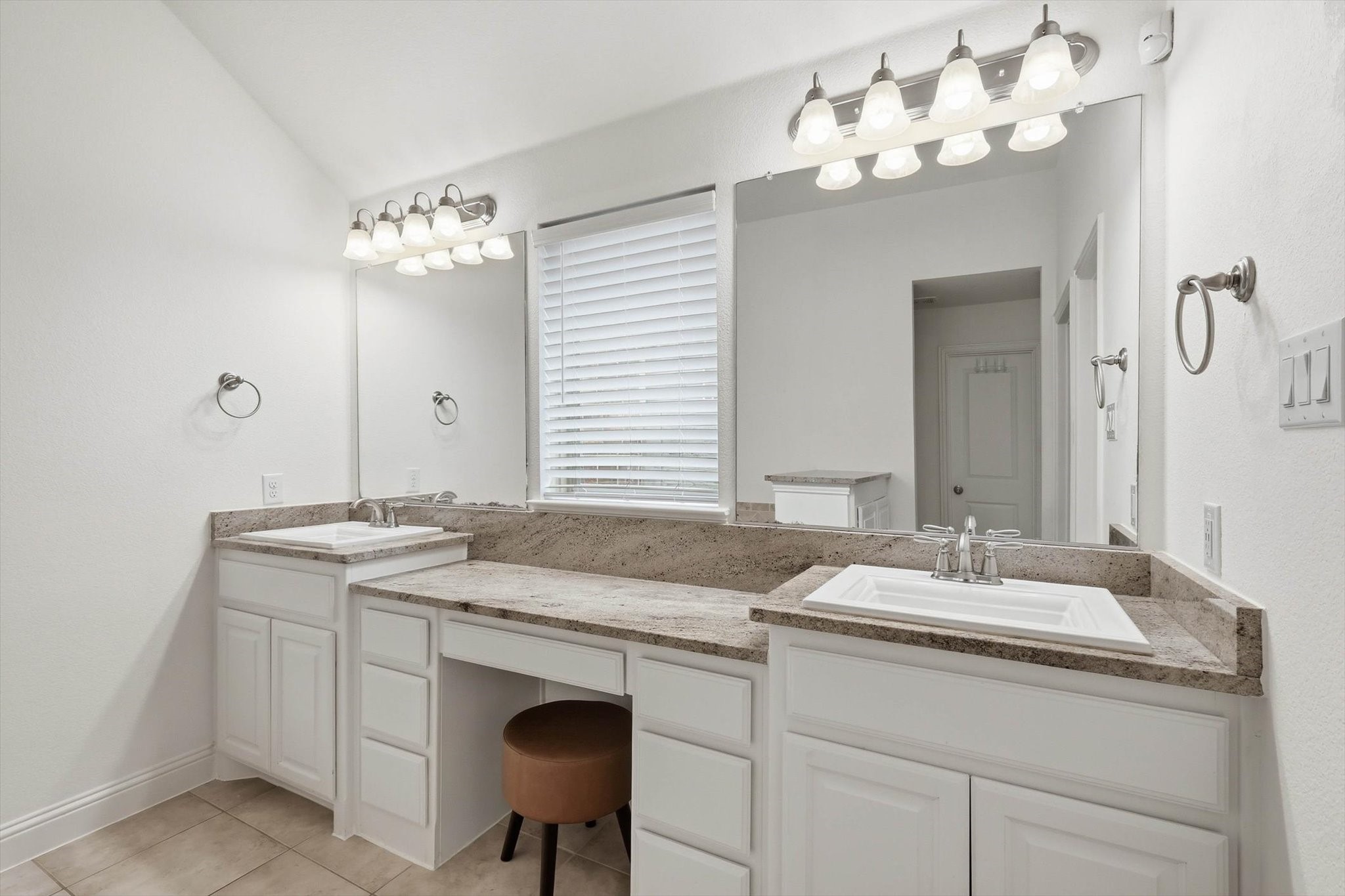 501 Fenceline Drive Argyle TX 76226