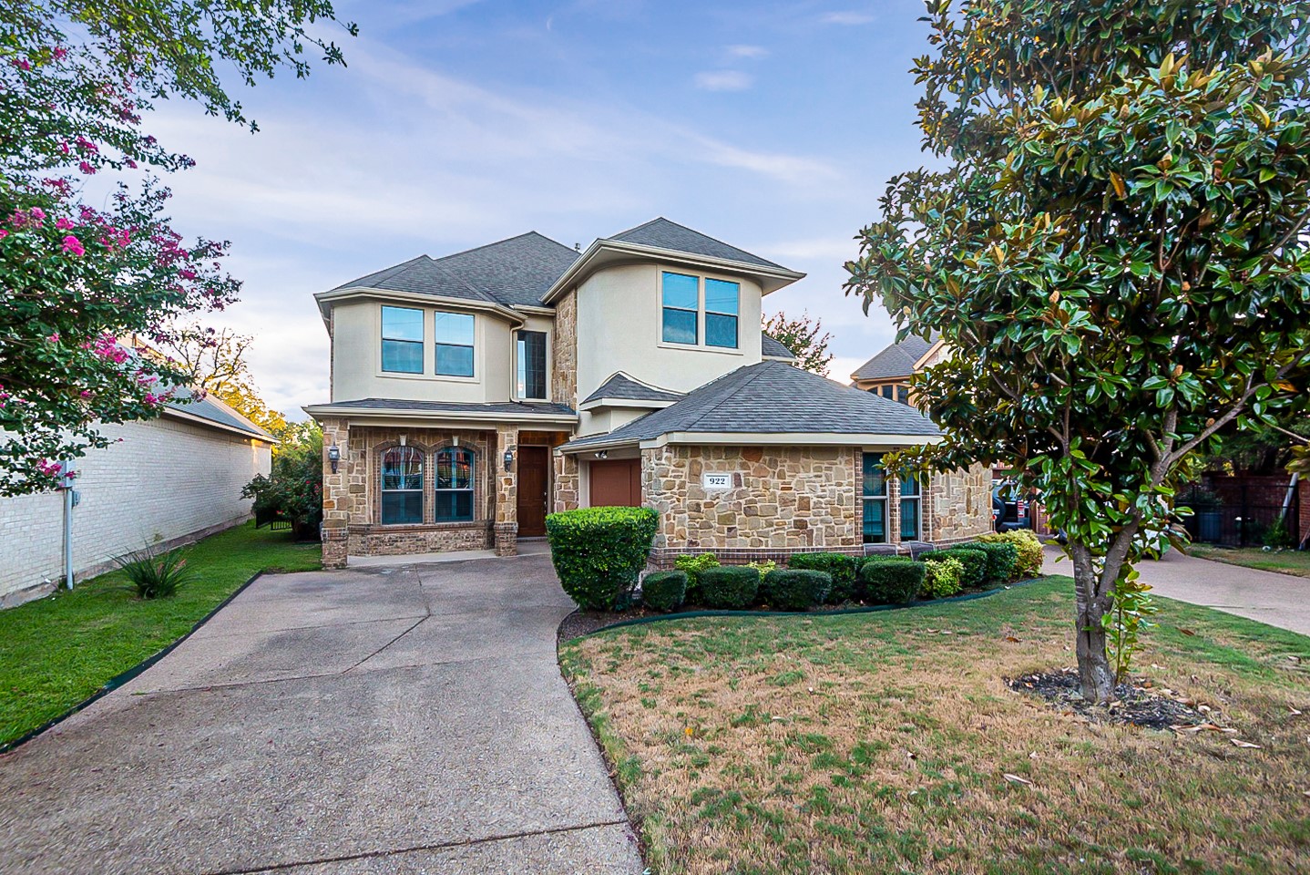 922 Saint George Place Desoto TX 75115