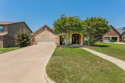 1744 Bull Elk Drive Stephenville TX 76401