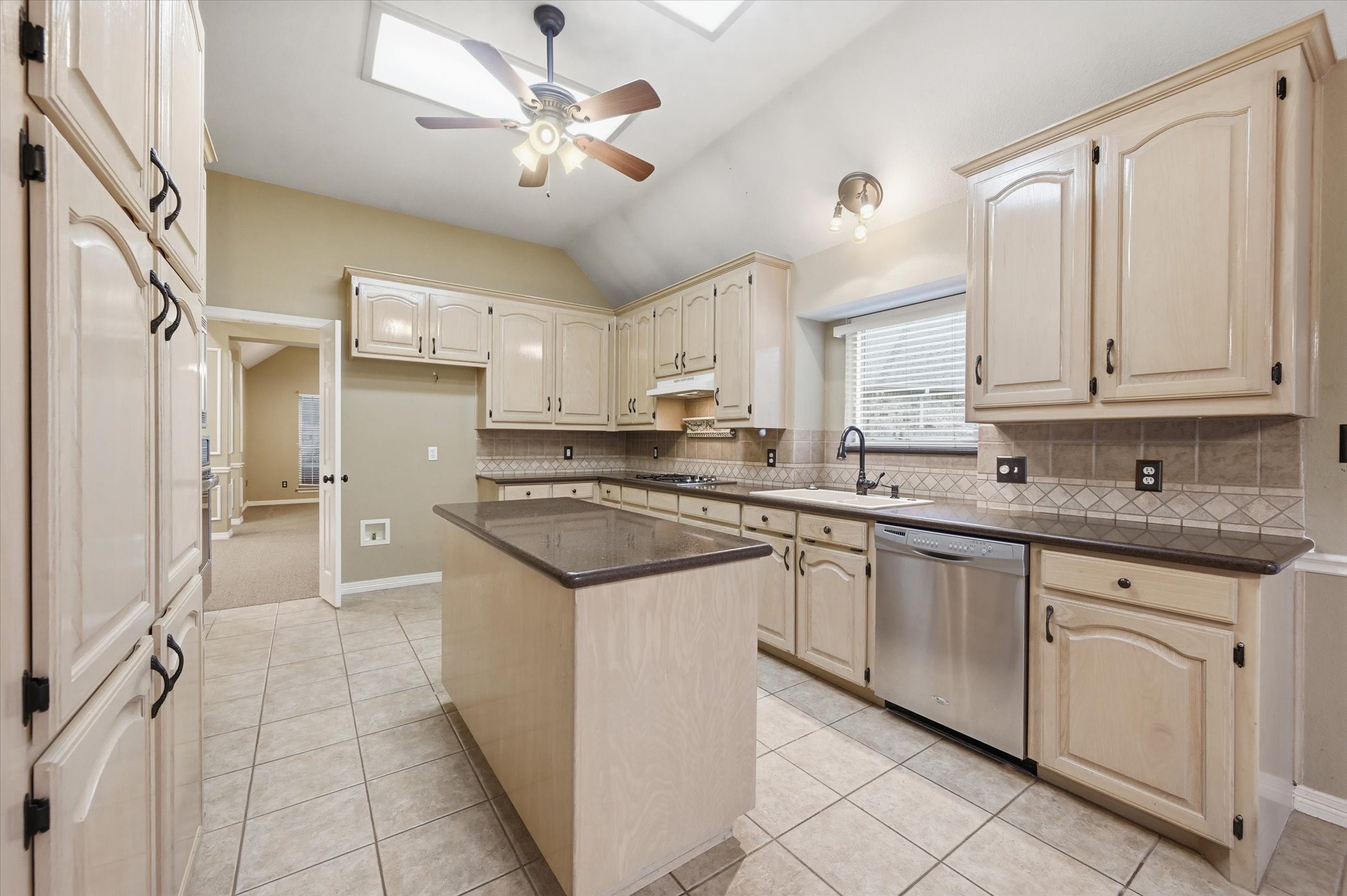 1616 Oak Creek Drive Hurst TX 76054