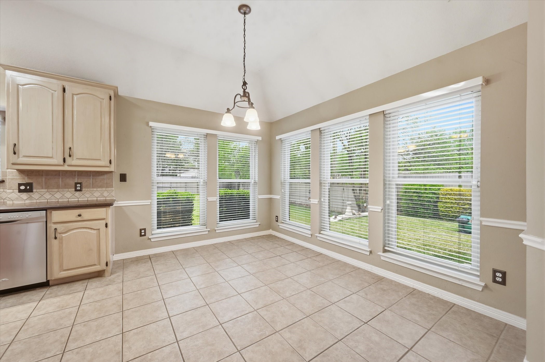 1616 Oak Creek Drive Hurst TX 76054
