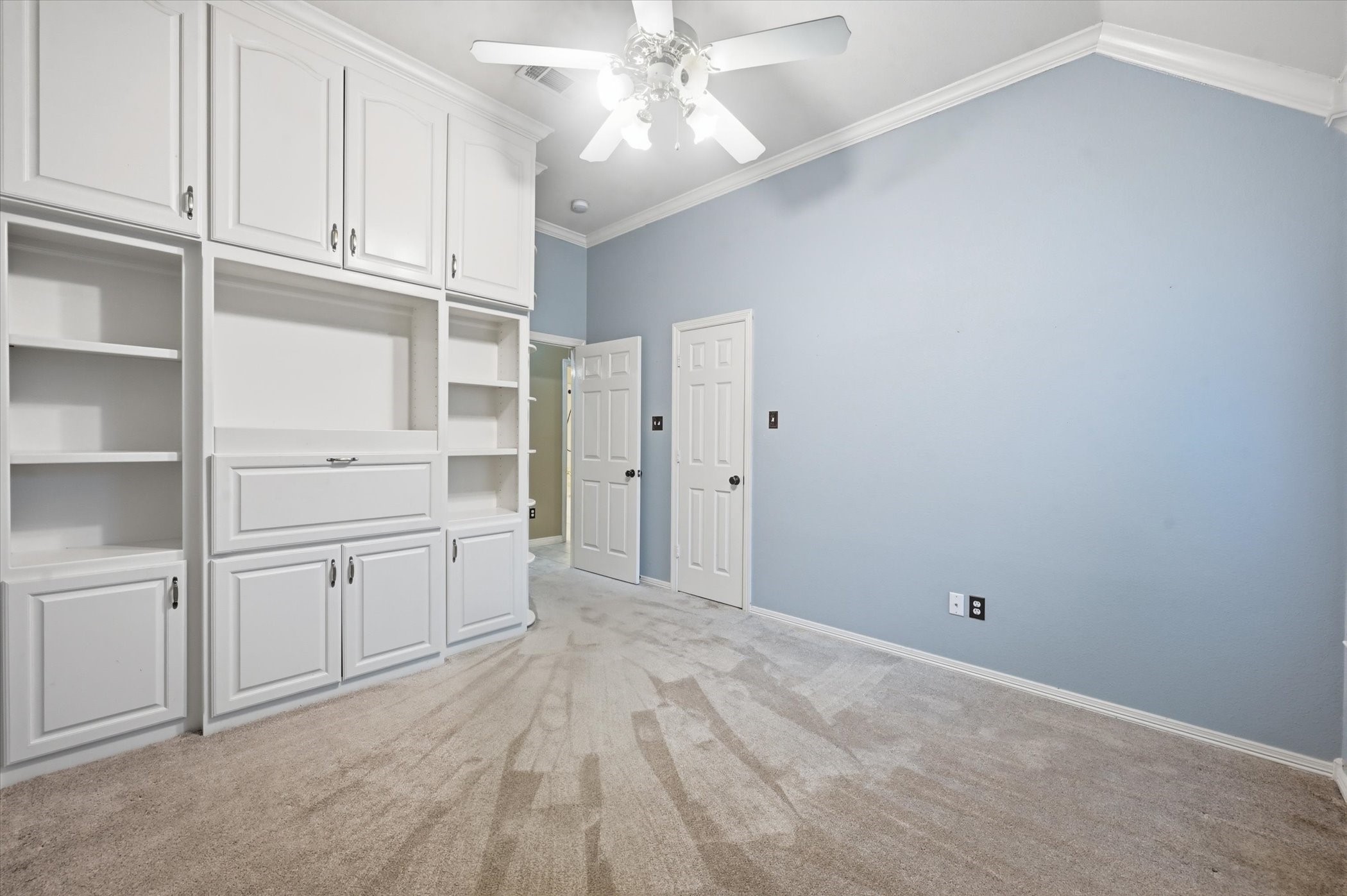 1616 Oak Creek Drive Hurst TX 76054