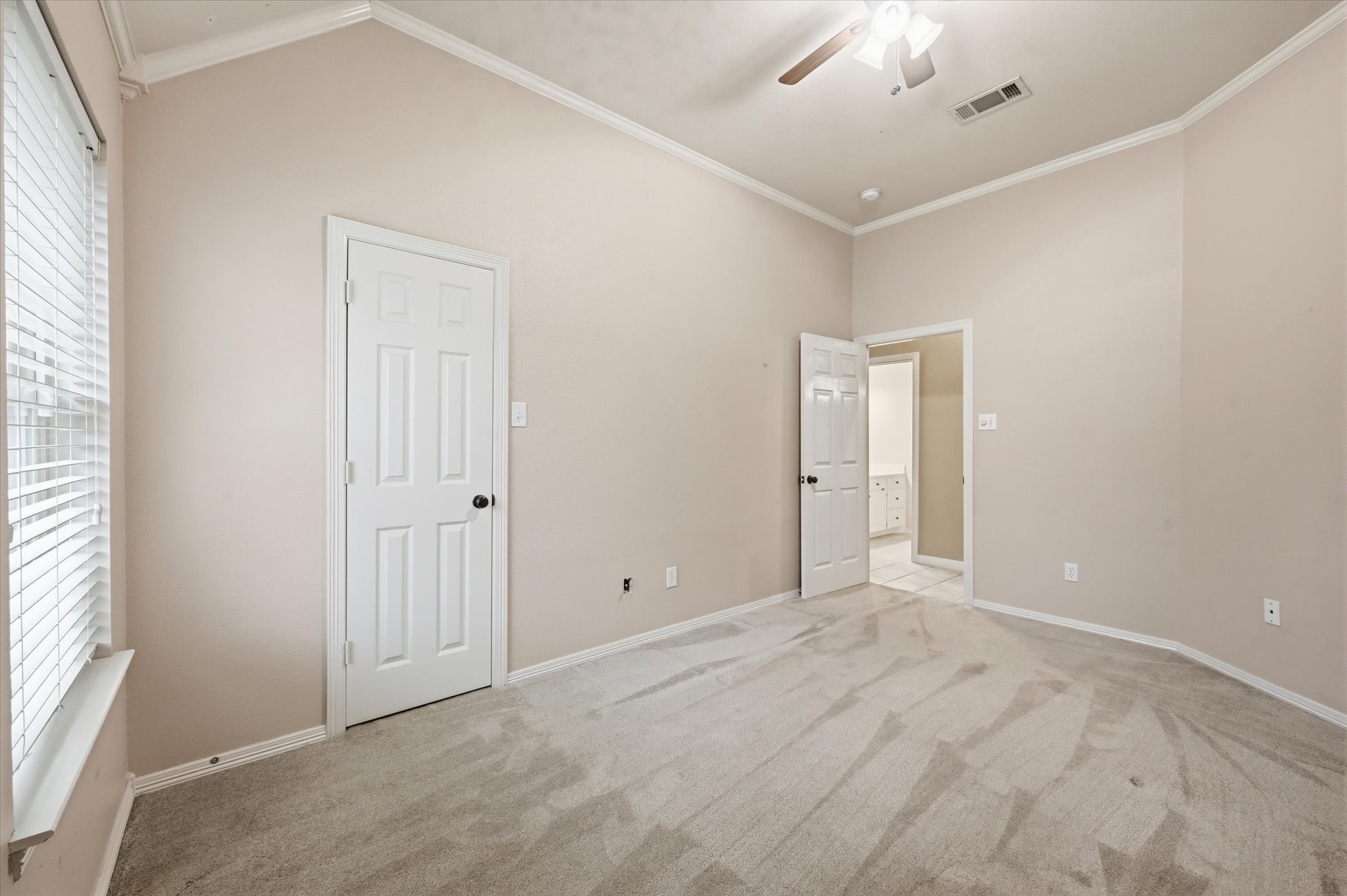 1616 Oak Creek Drive Hurst TX 76054