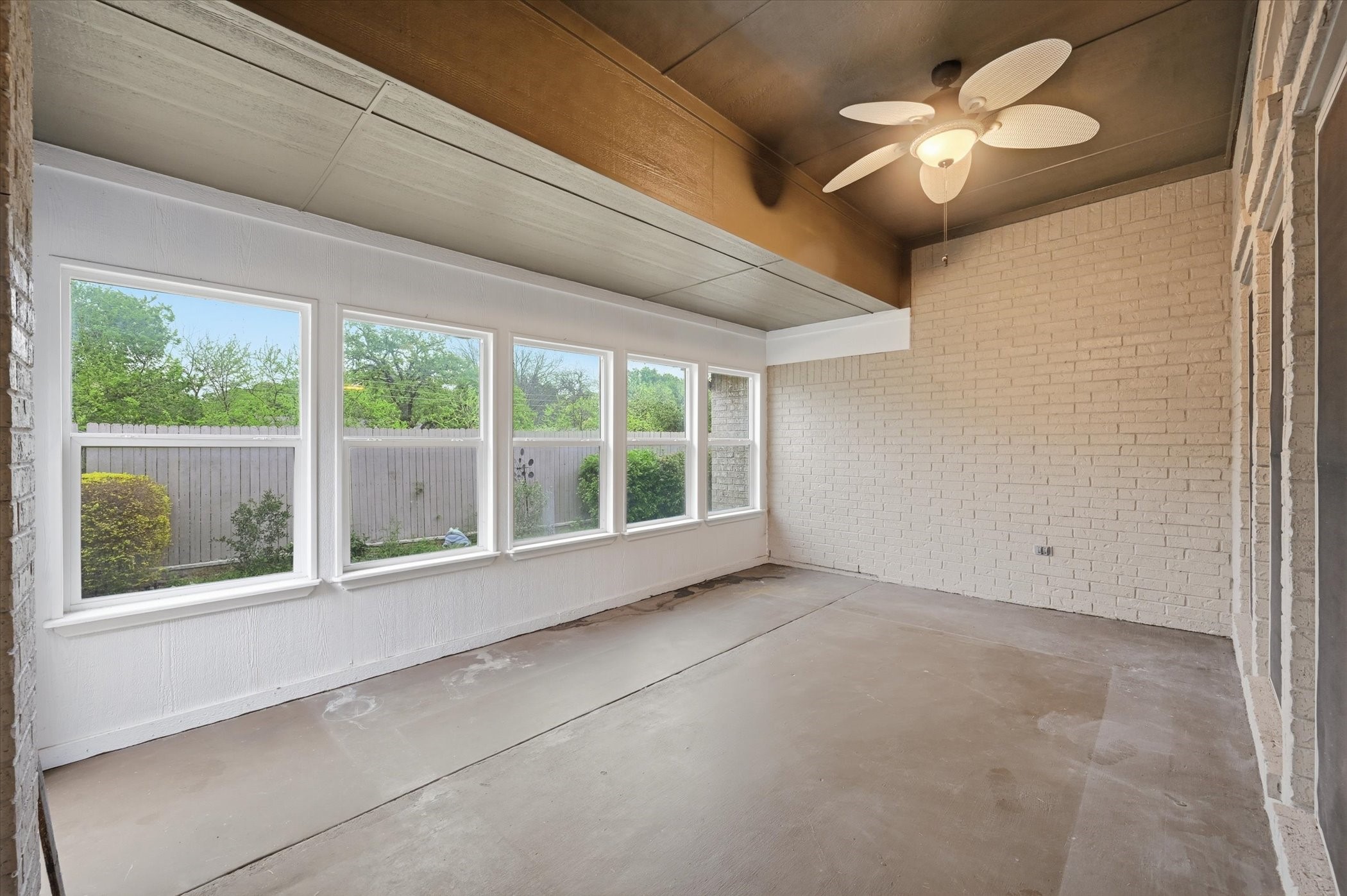 1616 Oak Creek Drive Hurst TX 76054