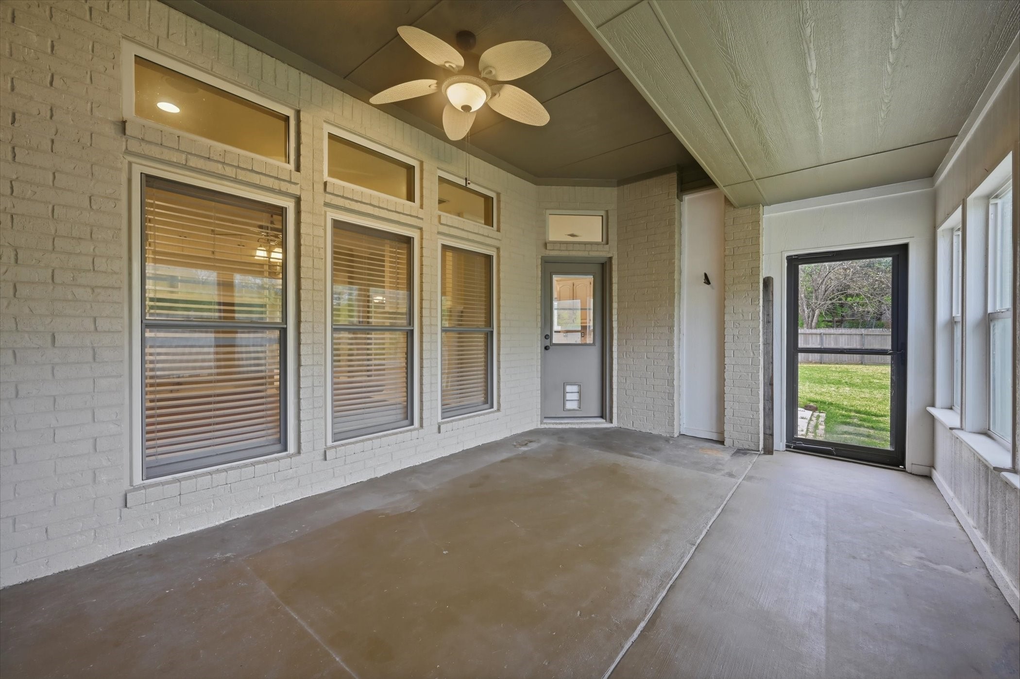 1616 Oak Creek Drive Hurst TX 76054