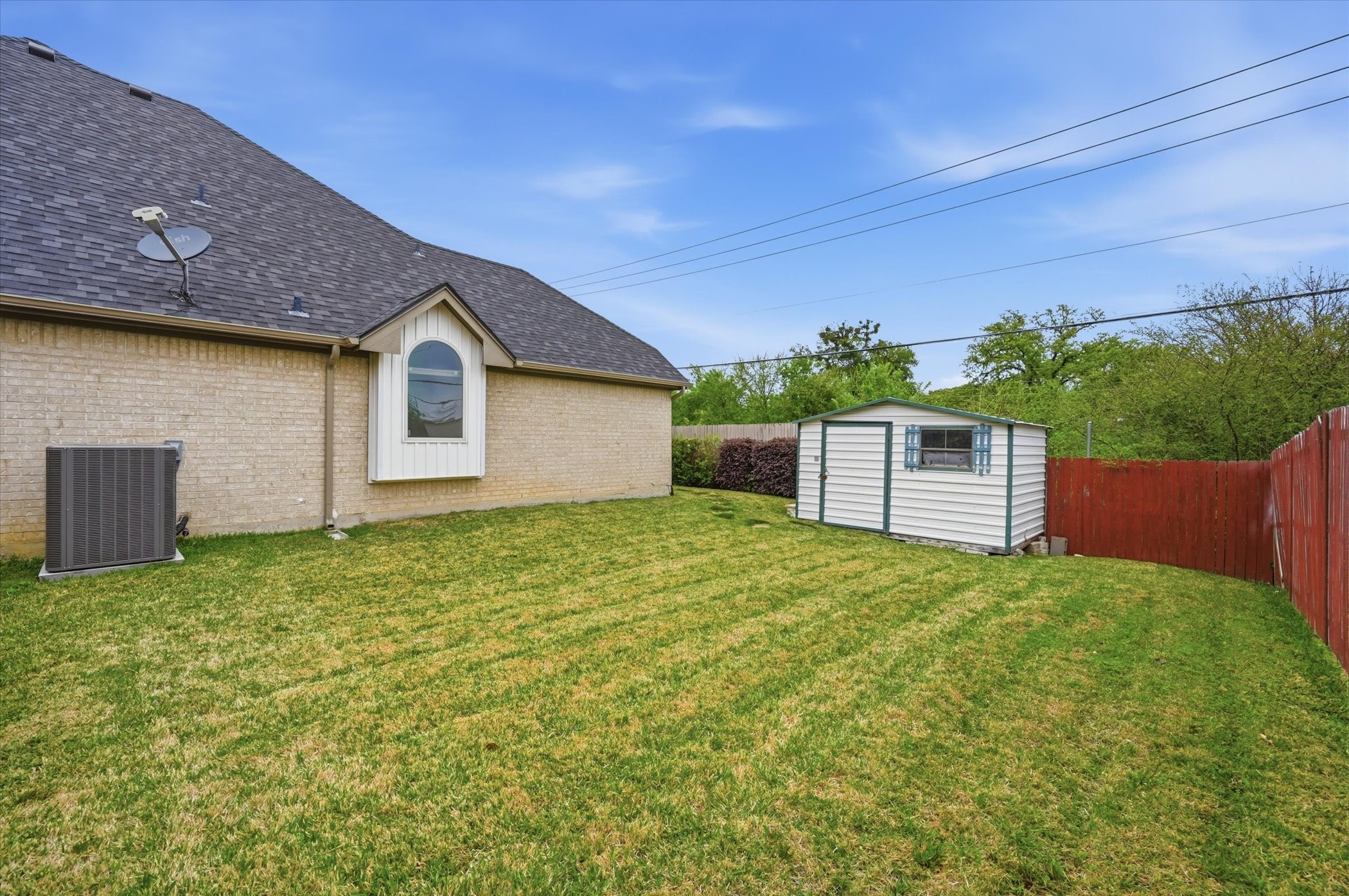 1616 Oak Creek Drive Hurst TX 76054