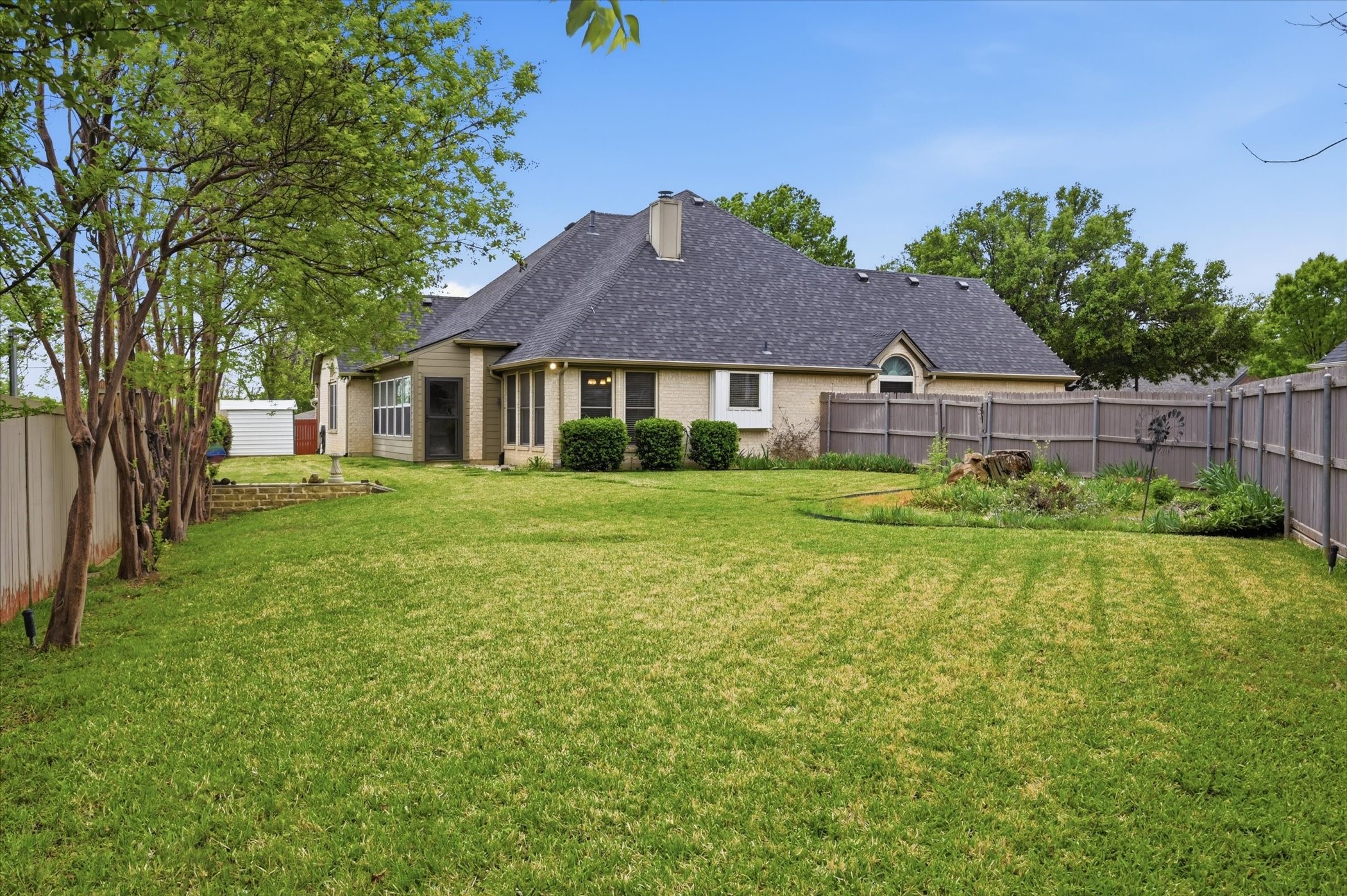 1616 Oak Creek Drive Hurst TX 76054