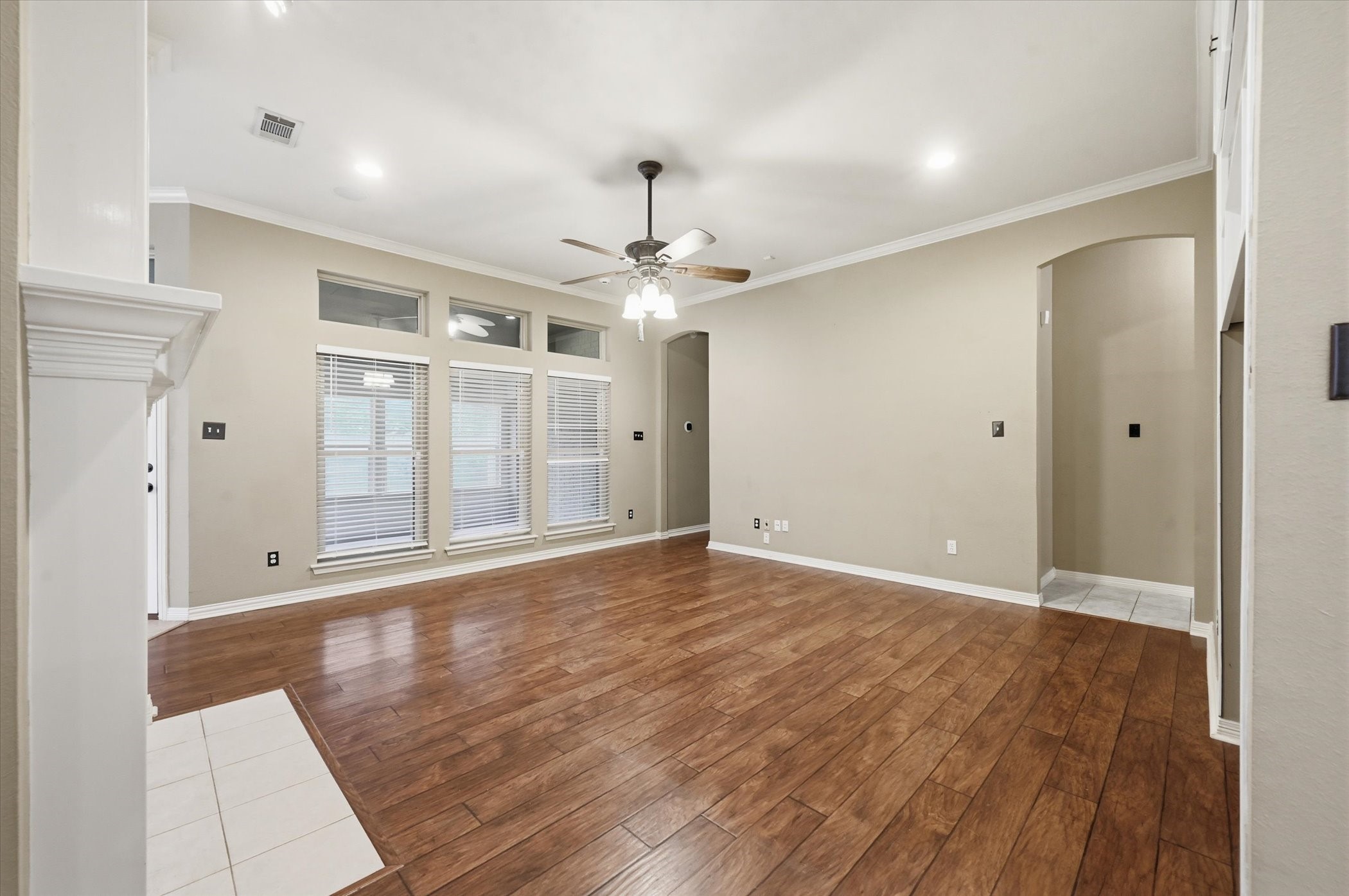 1616 Oak Creek Drive Hurst TX 76054