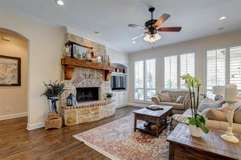 8491 Canyon Crossing Lantana TX 76226