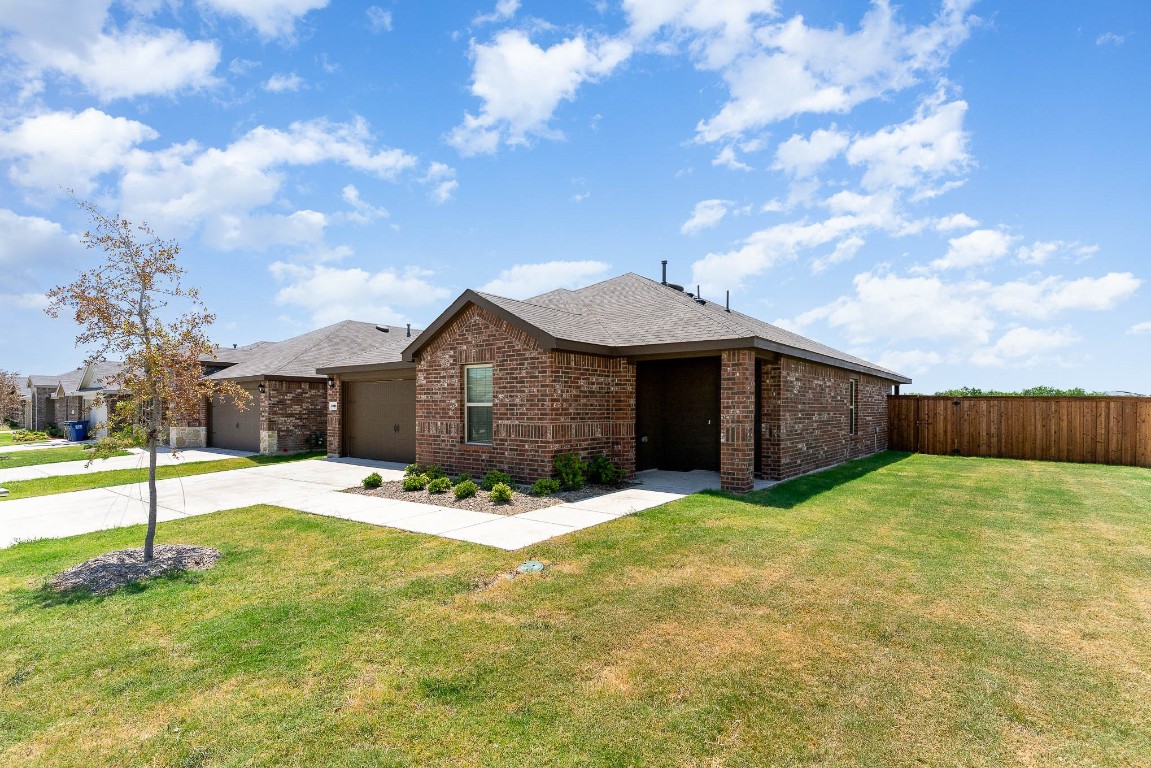 3022 Sweetwater Trail Forney TX 75126