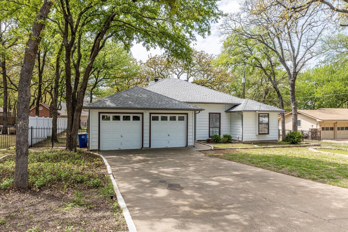 4010 Bandera Drive Granbury TX 76049
