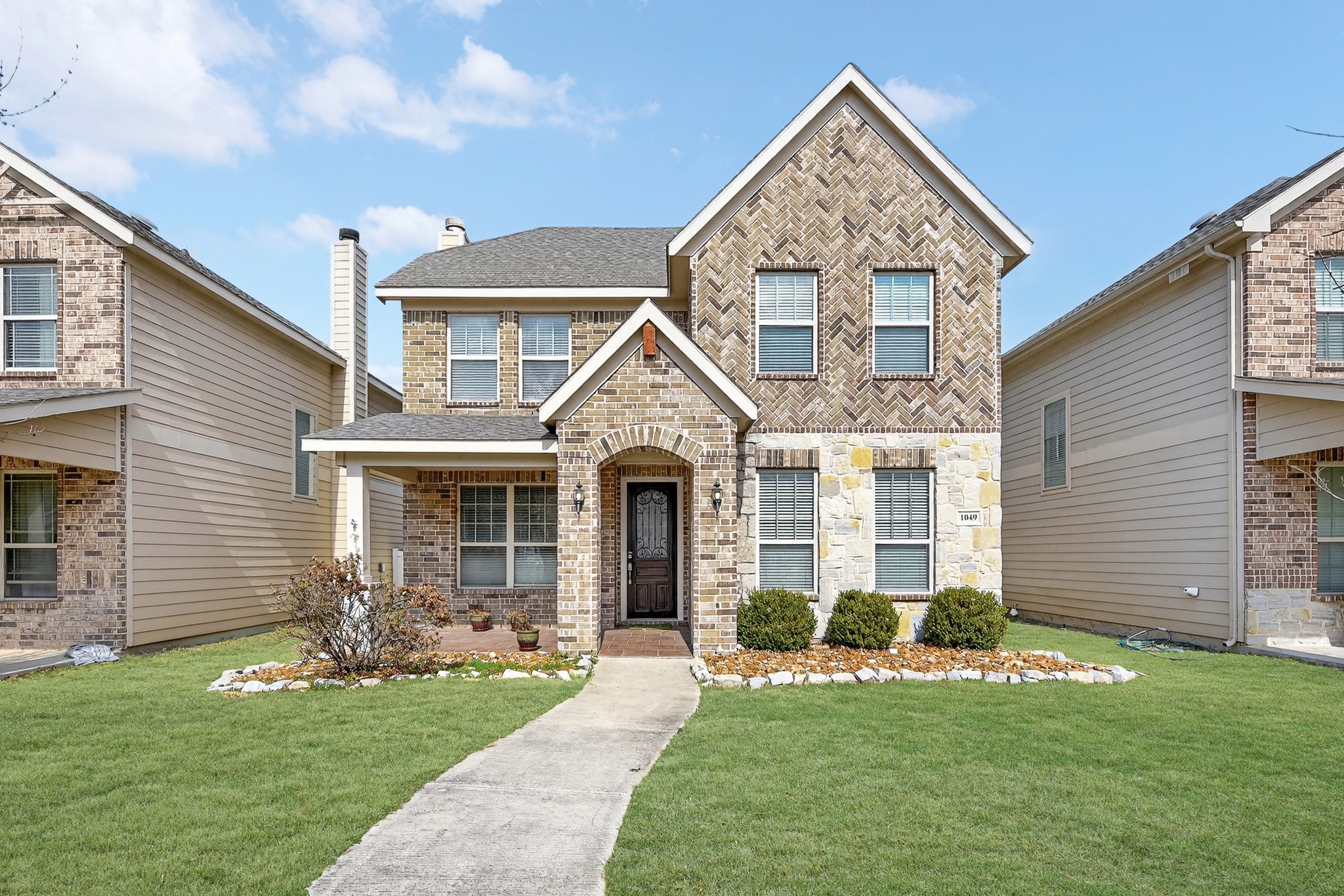 1049 Marietta Lane Aubrey TX 76227