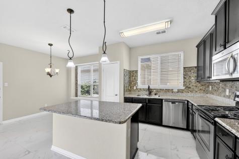 1049 Marietta Lane Aubrey TX 76227