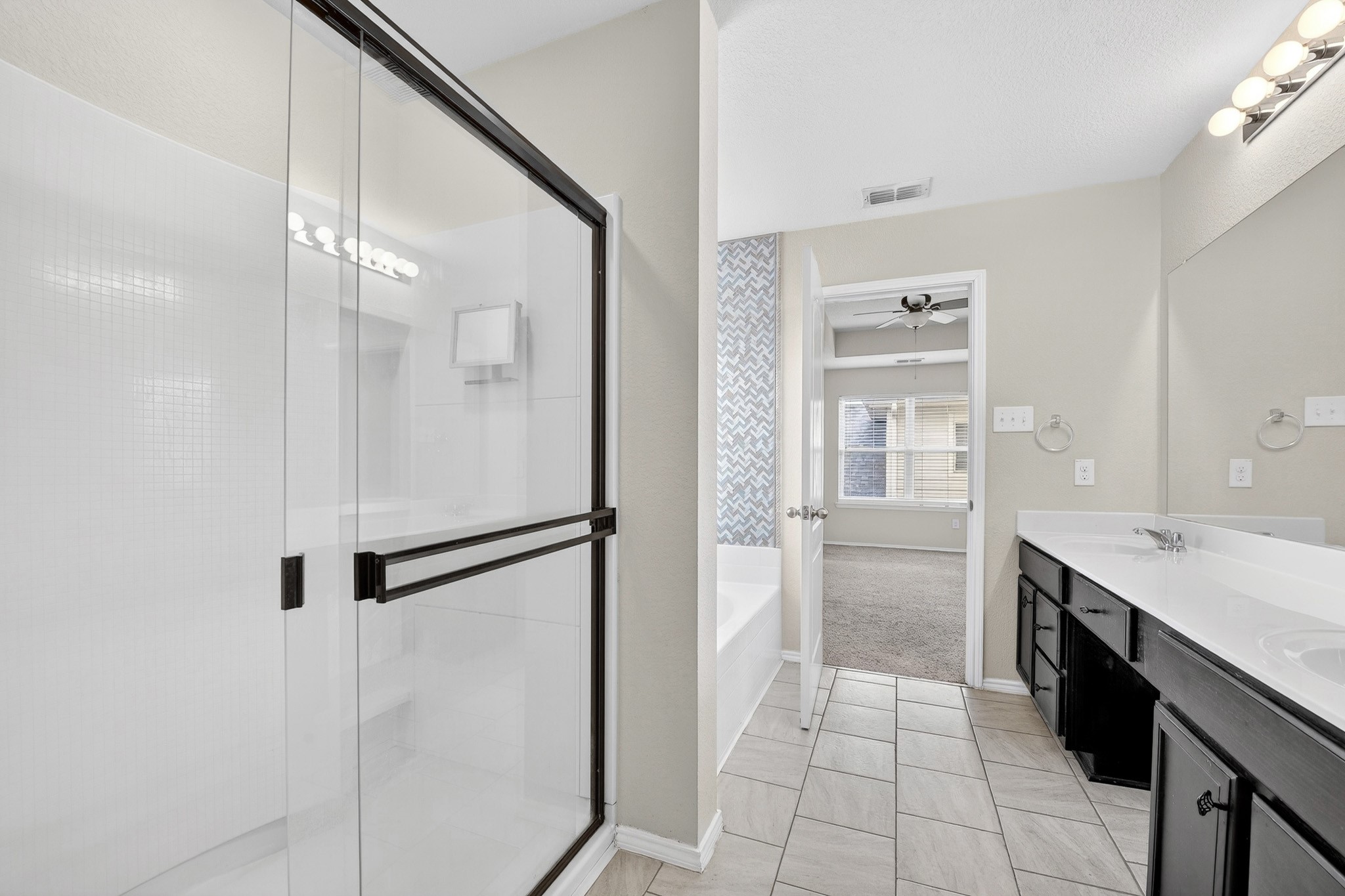 1049 Marietta Lane Aubrey TX 76227