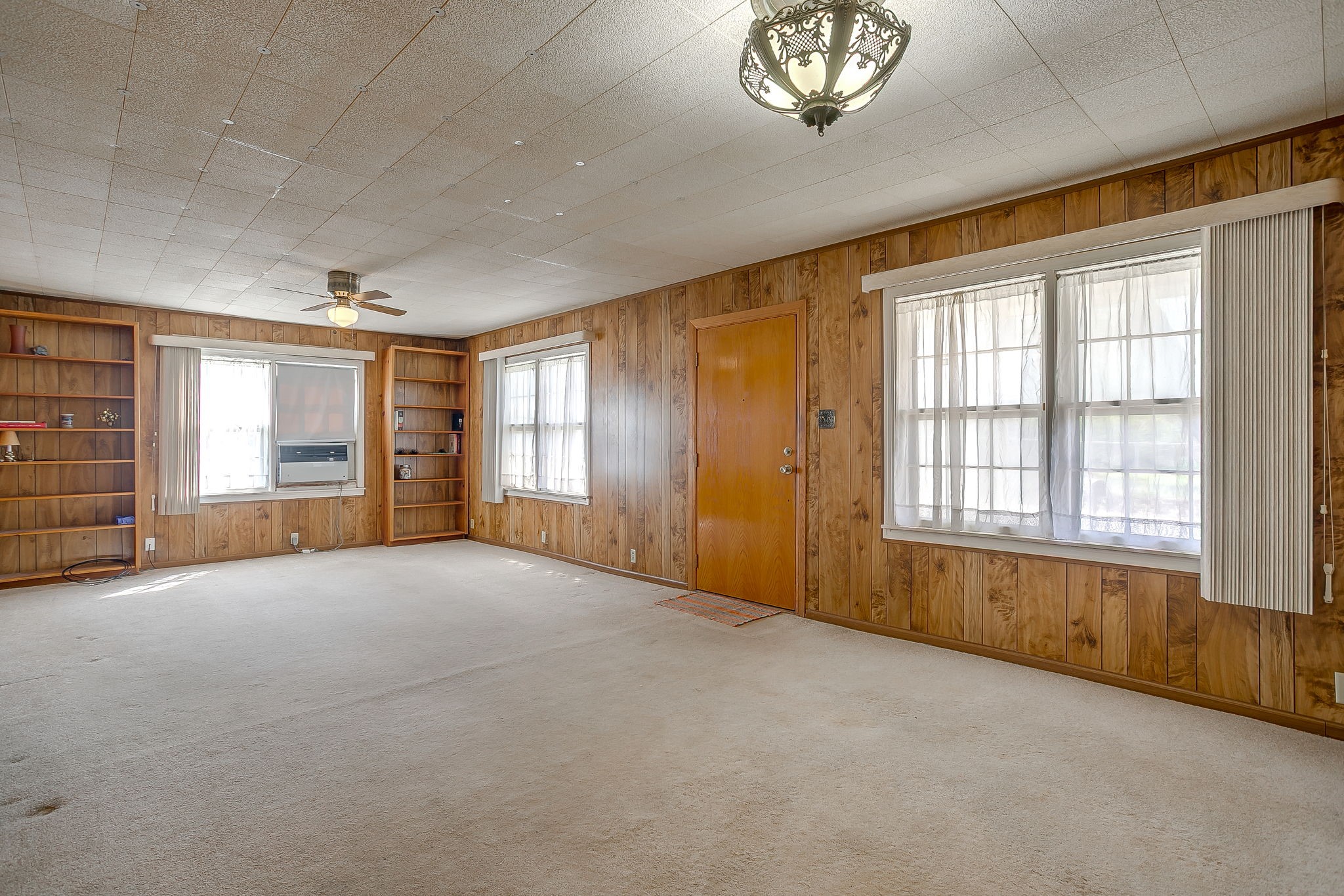 422 N 3rd Street Jacksboro TX 76458