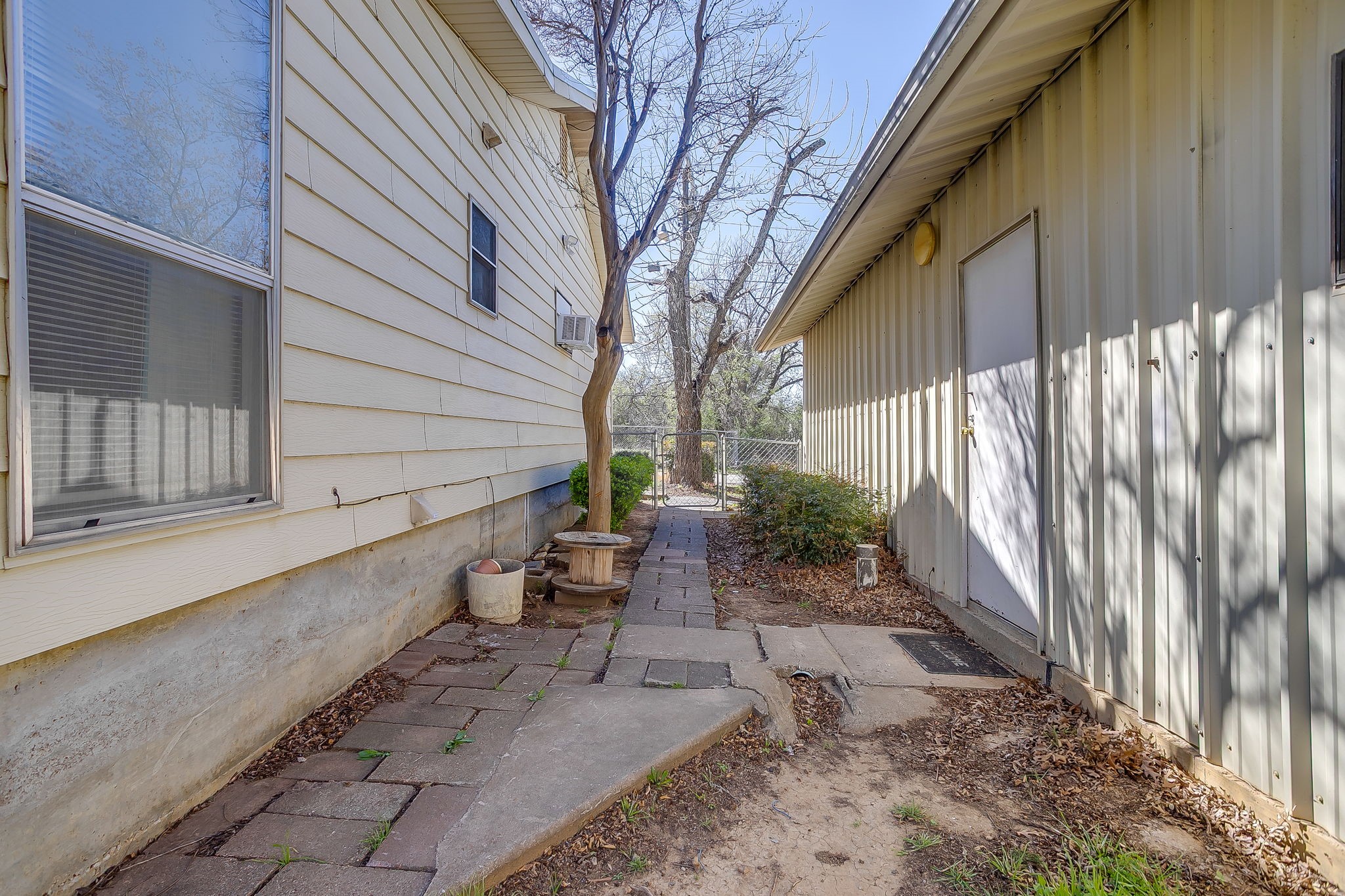 422 N 3rd Street Jacksboro TX 76458