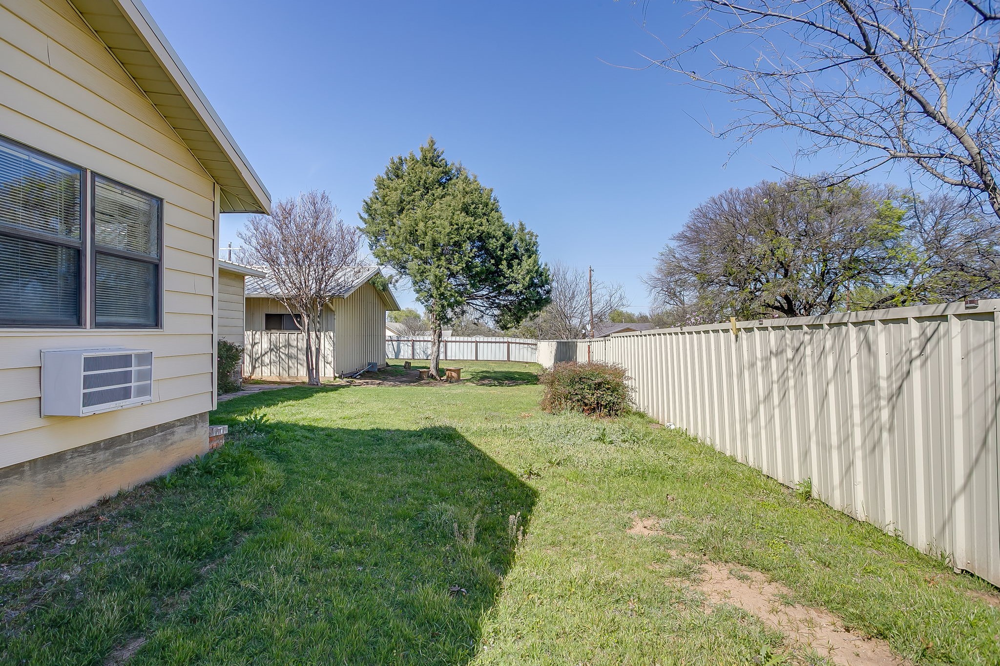 422 N 3rd Street Jacksboro TX 76458