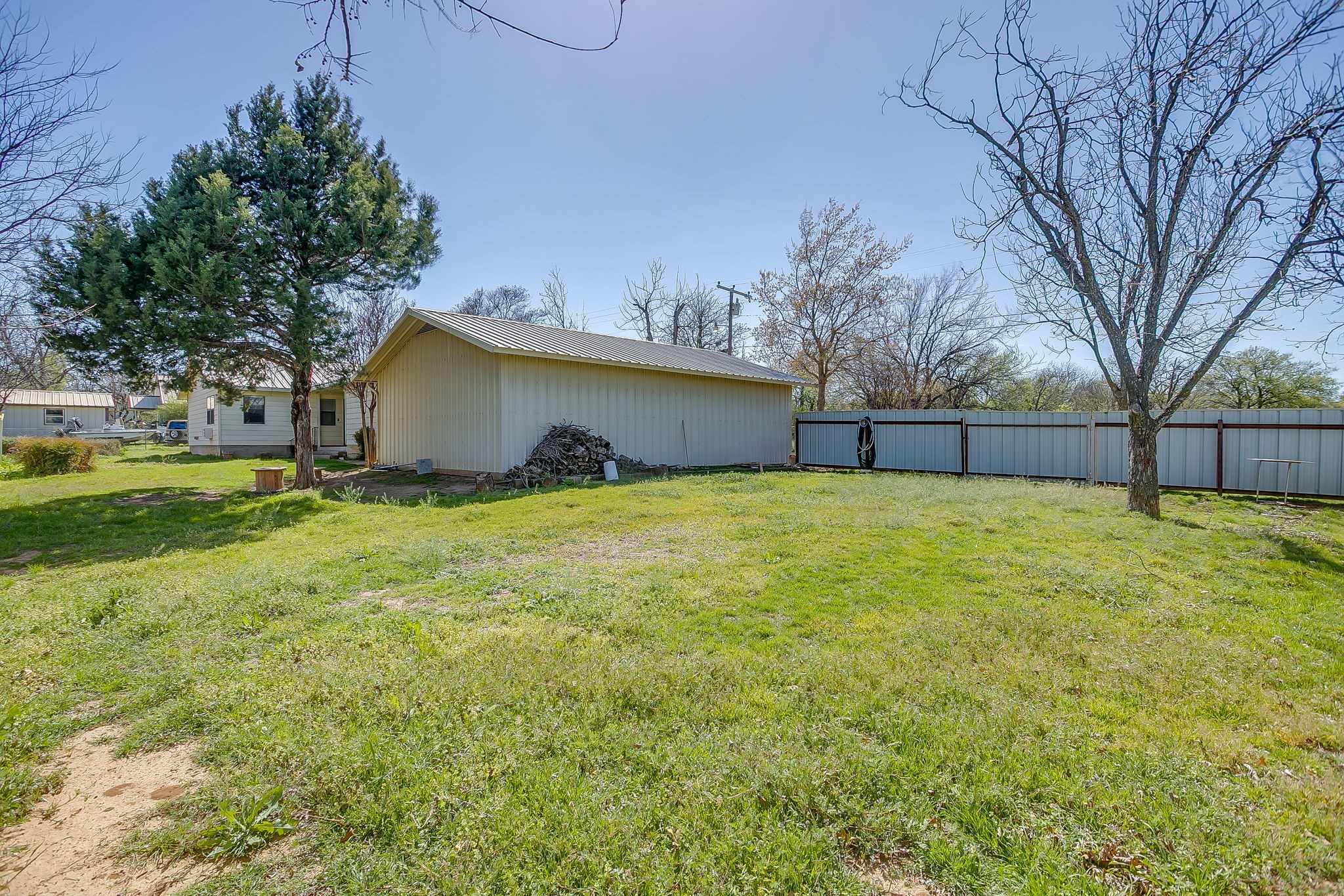 422 N 3rd Street Jacksboro TX 76458