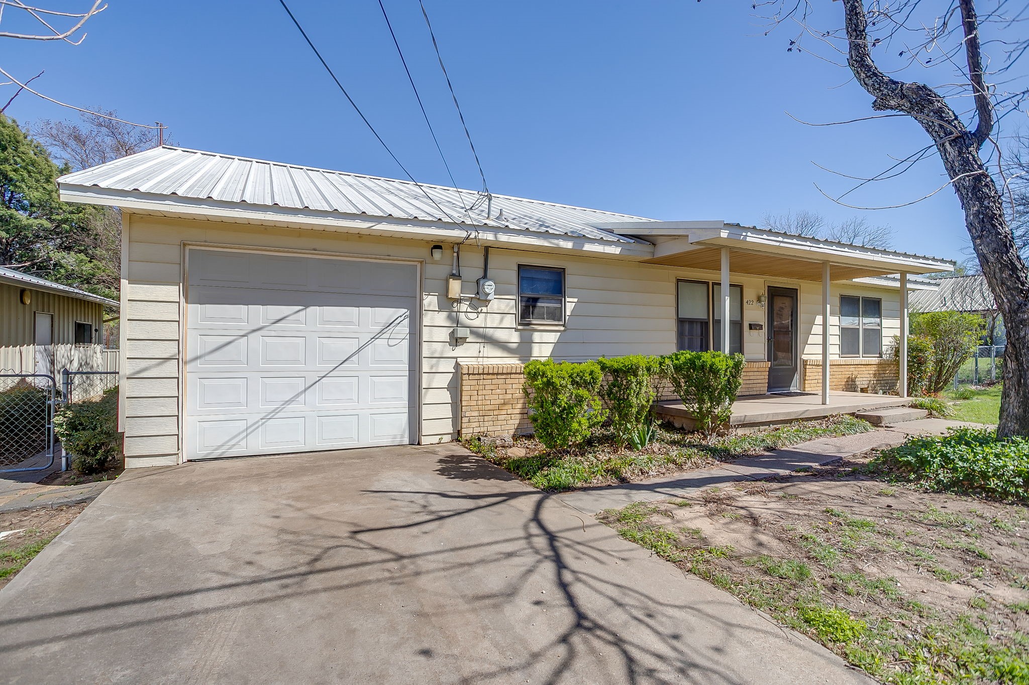 422 N 3rd Street Jacksboro TX 76458