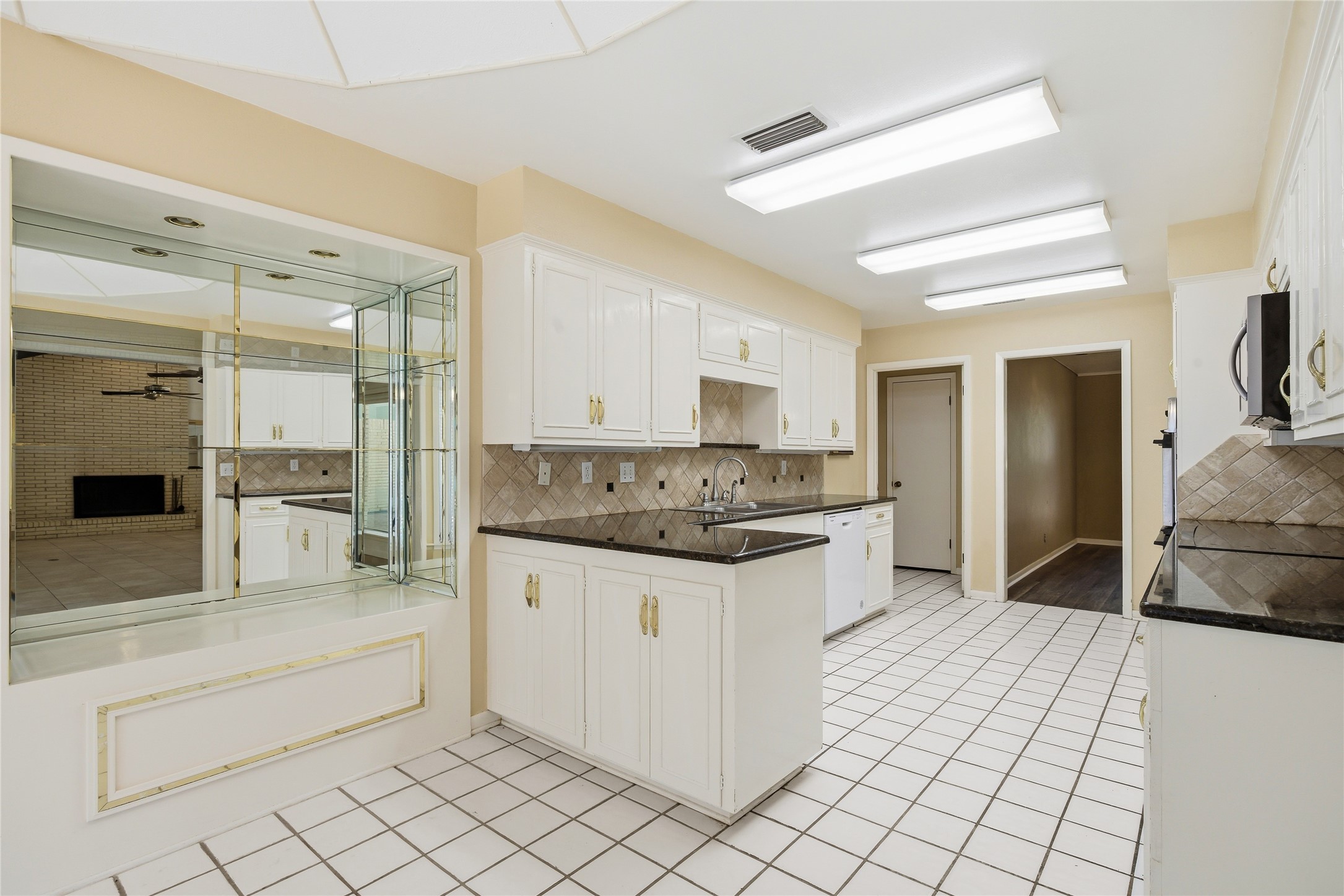 503 Christopher Street Quitman TX 75783